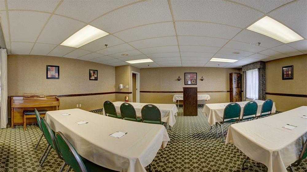 Quality Inn At Bangor Mall Exterior photo