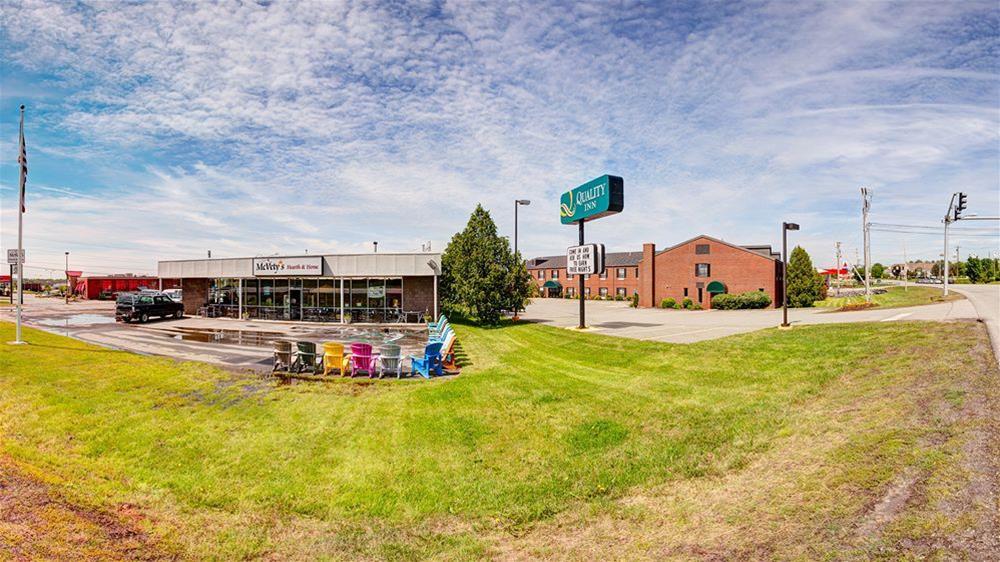Quality Inn At Bangor Mall Exterior photo