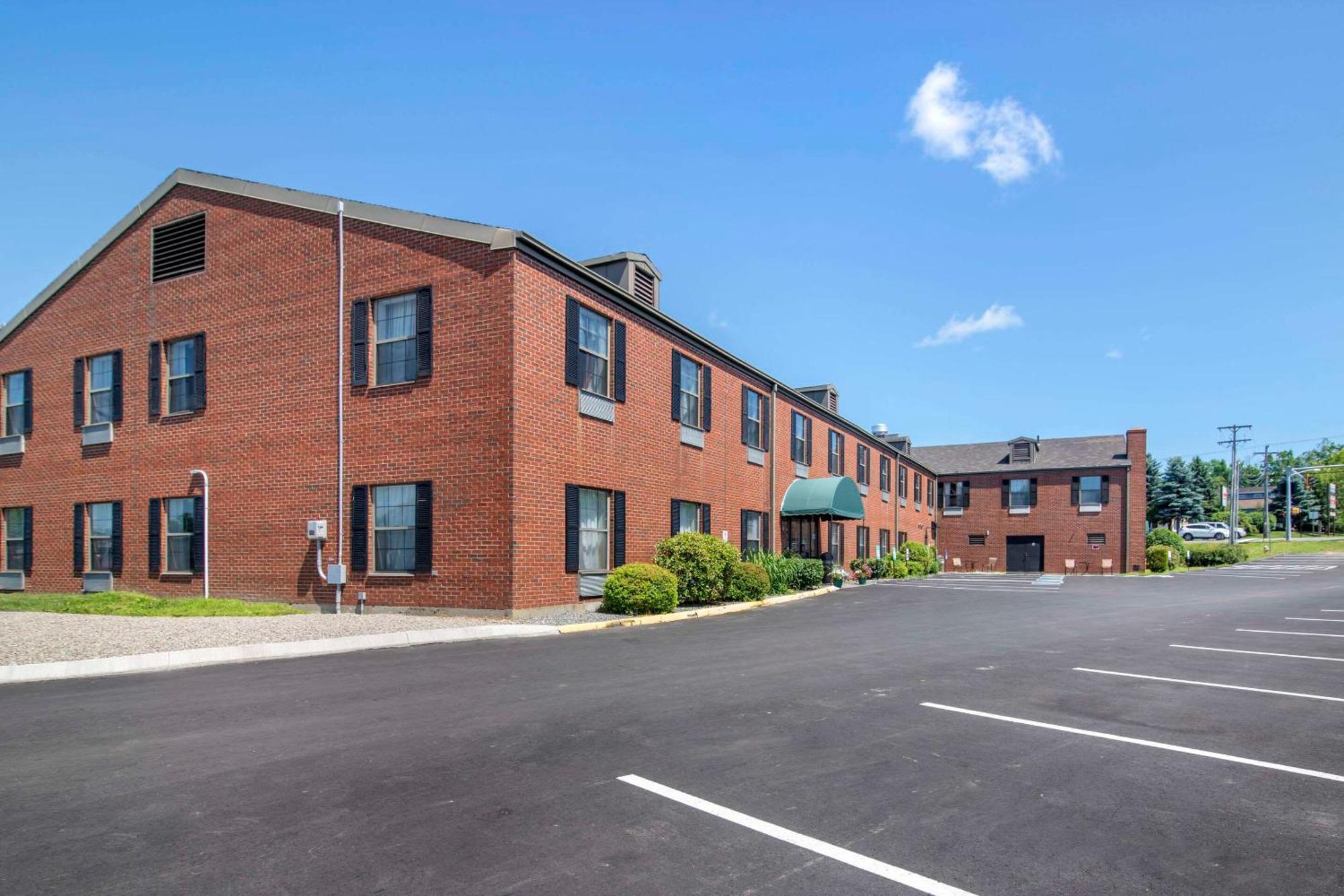 Quality Inn At Bangor Mall Exterior photo