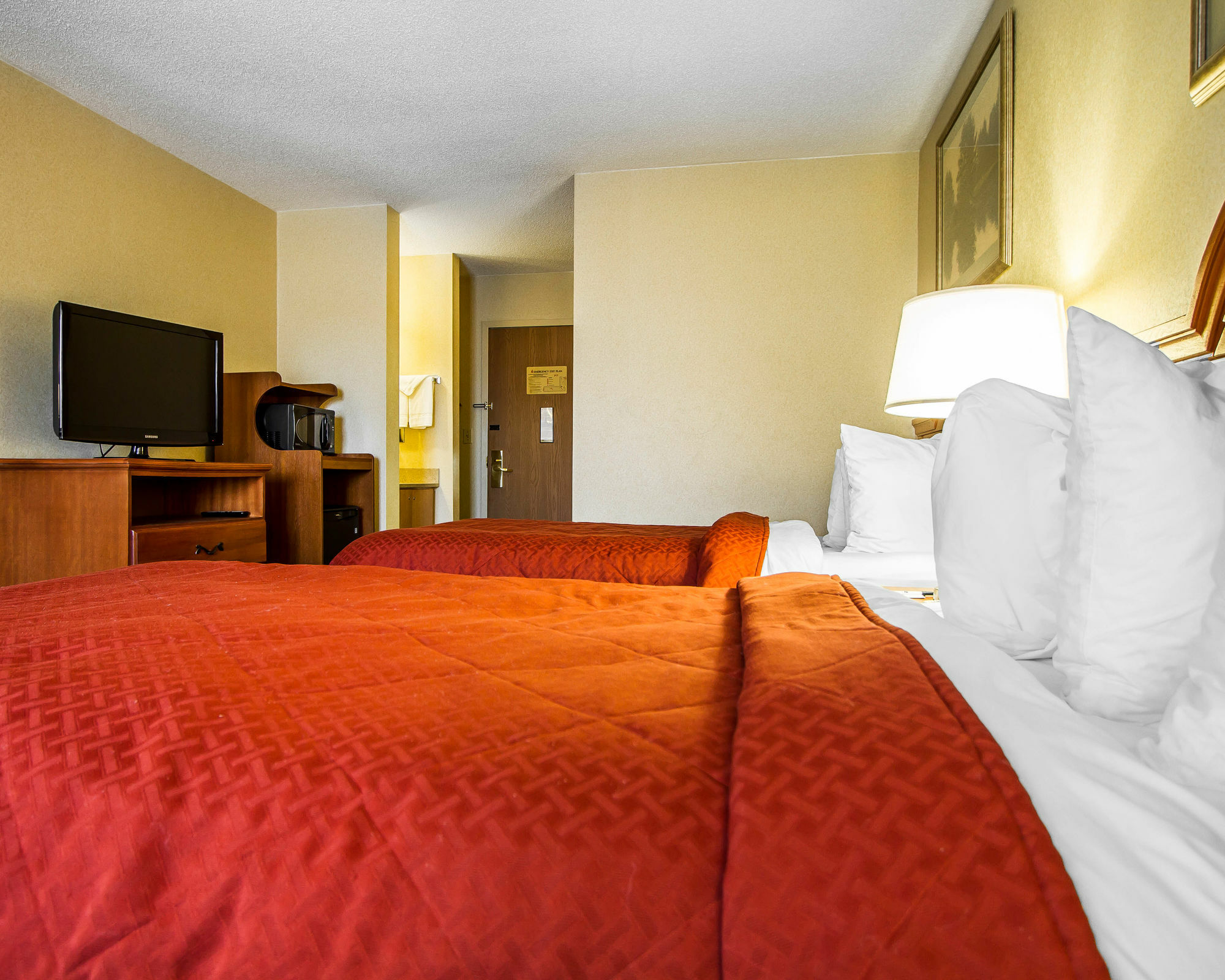 Quality Inn At Bangor Mall Exterior photo